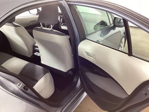 Used 2023 Toyota Corolla LE FWD image 19