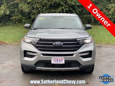 Used 2023 Ford Explorer XLT w/ Equipment Group 202A image 2