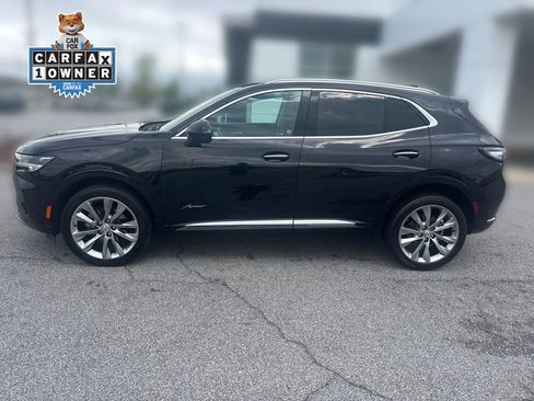 Used 2022 Buick Envision Avenir w/ Technology Package II AWD/4WD image 2