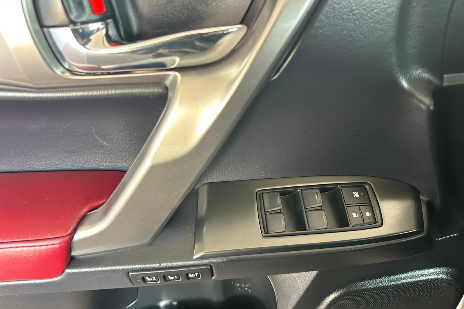 Certified 2023 Lexus GX 460 Premium w/ Premium Package AWD/4WD image 8