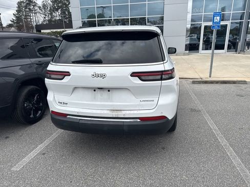 Used 2023 Jeep Grand Cherokee L Laredo image 8