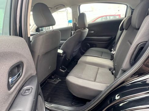 Used 2020 Honda HR-V LX image 28