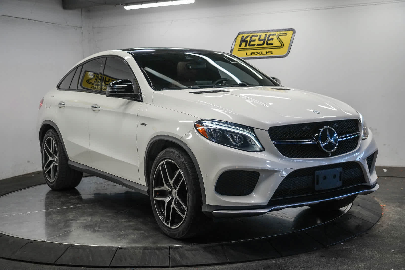 Used 2016 Mercedes-Benz GLE 450 4MATIC Coupe image 3