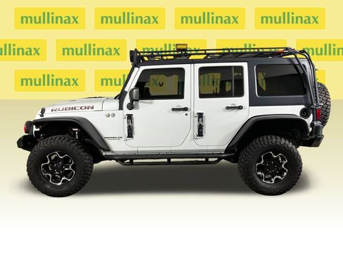 Used 2014 Jeep Wrangler Unlimited Rubicon w/ Connectivity Group image 12