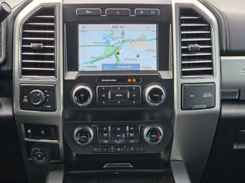 Used 2020 Ford F350 Platinum AWD/4WD image 12