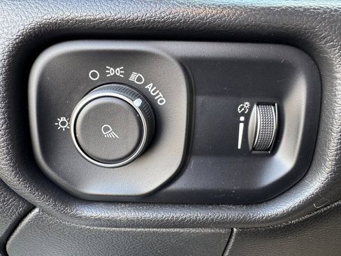 Used 2022 RAM 3500 Tradesman w/ Bed Utility Group image 39