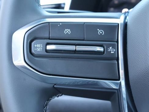 New 2026 GMC Canyon Elevation w/ Convenience Package RWD image 24