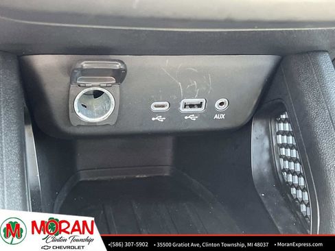 Used 2023 Chevrolet TrailBlazer LT w/ Convenience Package FWD image 24