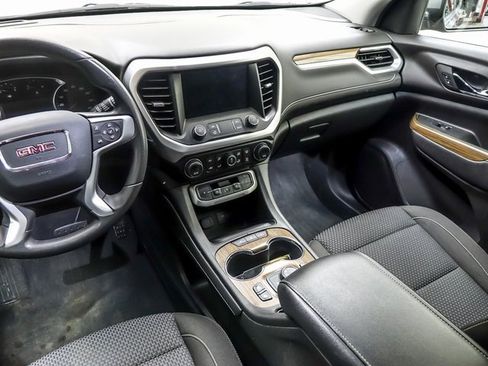 Used 2023 GMC Acadia SLE w/ Driver Convenience Package image 14