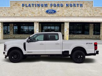 New 2026 Ford F250 Lariat w/ Black Appearance Package AWD/4WD video 3