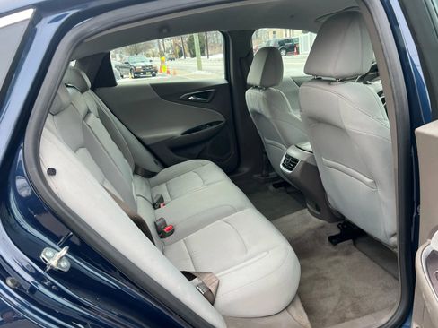Used 2020 Chevrolet Malibu LT image 29
