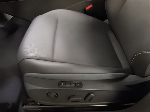 Used 2023 Volkswagen ID.4 Pro S image 16