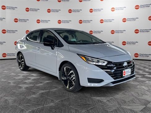 New 2025 Nissan Versa SR w/ Trunk Package image 7