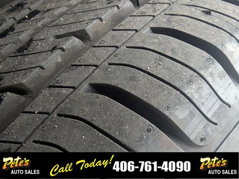 Used 2018 Dodge Grand Caravan SE w/ UConnect Hands-Free Group image 9