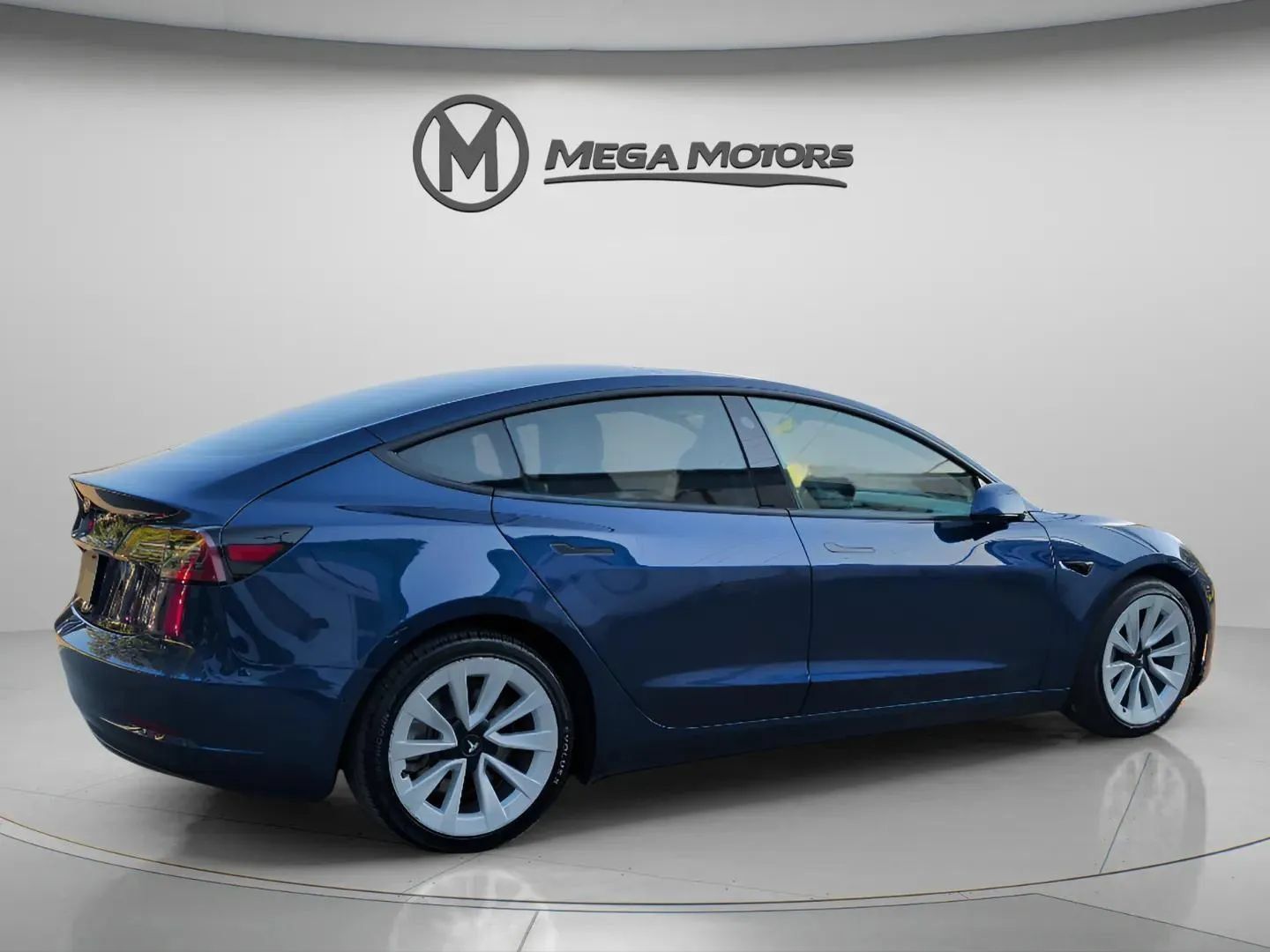 Used 2021 Tesla Model 3 Long Range AWD/4WD image 8