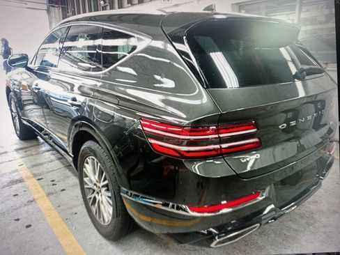 Used 2024 Genesis GV80 2.5T image 4