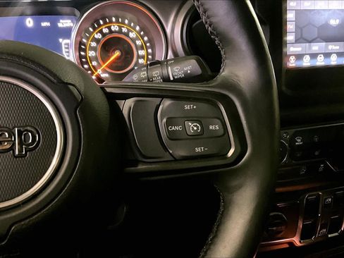 Used 2019 Jeep Wrangler Unlimited Sport S AWD/4WD image 23