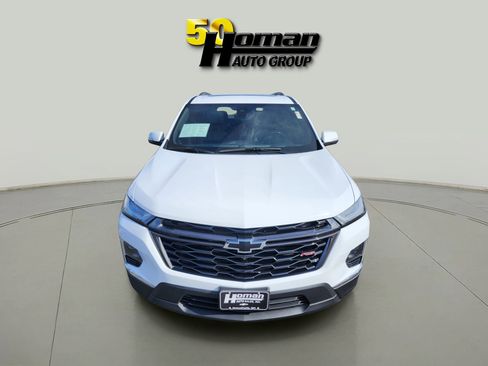 Used 2022 Chevrolet Traverse RS image 8