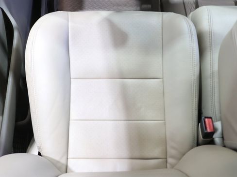 Used 2003 Ford F350 Lariat image 76