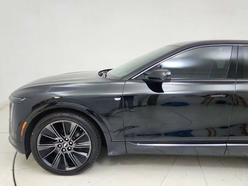 Used 2024 Cadillac Lyriq Sport w/ Nappa Leather Package image 9