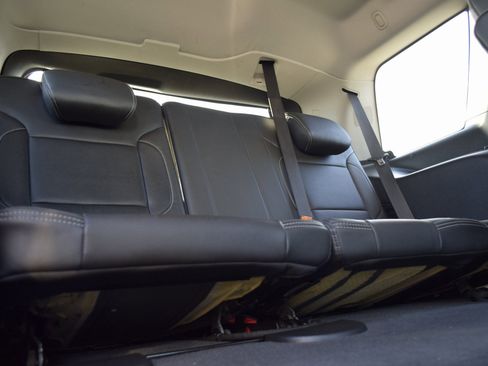 Used 2020 GMC Yukon Denali w/ Denali Ultimate Package image 24