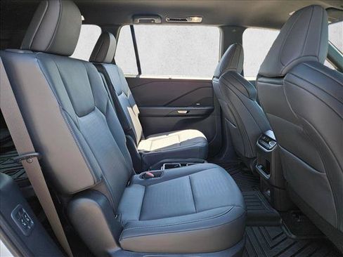 Used 2026 Lexus TX 500h AWD w/ Technology Package image 18