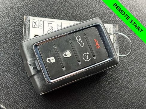 Used 2023 Jeep Grand Cherokee L Laredo AWD/4WD image 23
