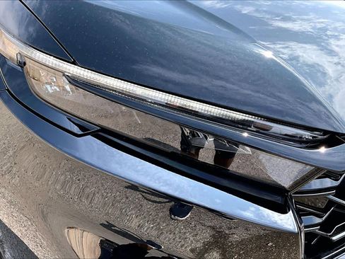 Used 2025 Honda CR-V Sport image 30