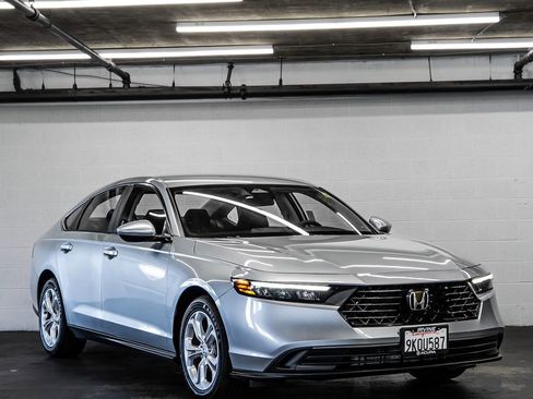 Used 2024 Honda Accord LX image 7
