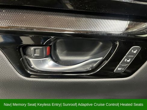 Used 2025 Honda CR-V Sport Touring image 12