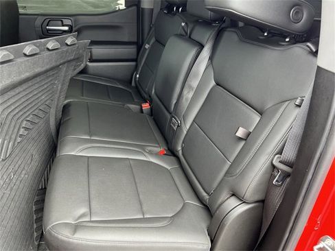 Certified 2020 Chevrolet Silverado 1500 RST image 23