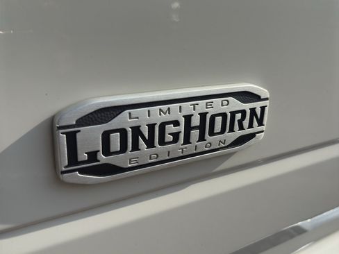 Used 2022 RAM 3500 Limited AWD/4WD image 27