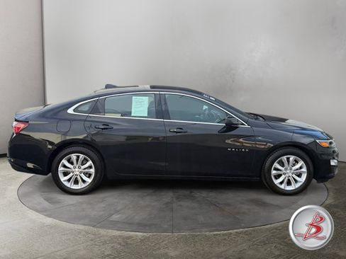Used 2021 Chevrolet Malibu LT FWD image 8