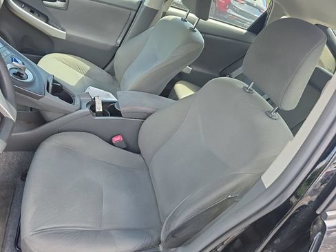 Used 2011 Toyota Prius Two w/ Preferred Accessory Pkg FWD image 11