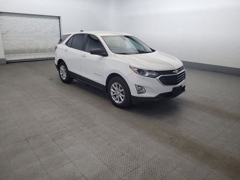 Used 2021 Chevrolet Equinox LS w/ LS Convenience Package AWD/4WD image 13