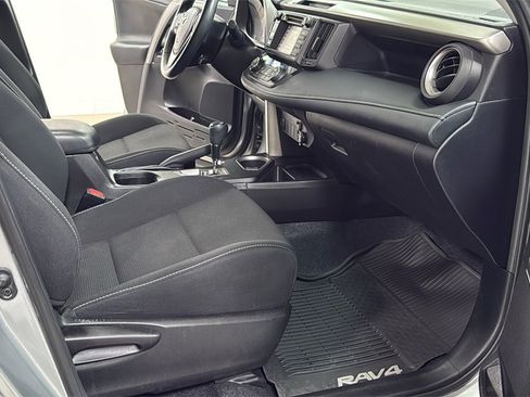 Certified 2018 Toyota RAV4 XLE image 18