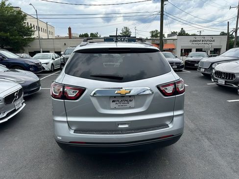 Used 2014 Chevrolet Traverse LS FWD image 6
