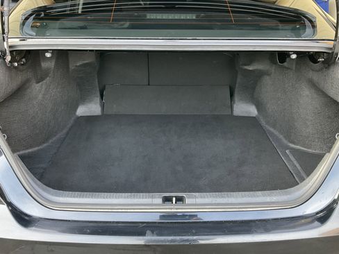 Used 2025 Toyota Camry LE image 42