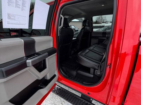 Used 2017 Ford F250 XLT w/ XLT Value Package image 39
