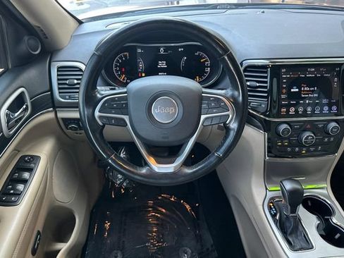 Used 2020 Jeep Grand Cherokee Limited w/ Trailer Tow Group IV AWD/4WD image 16