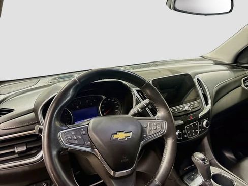 Used 2020 Chevrolet Equinox Premier AWD/4WD image 10