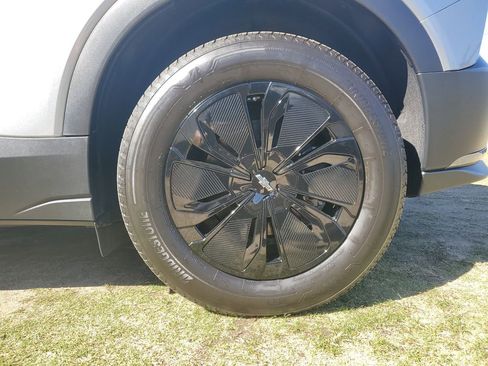 Used 2026 Chevrolet Blazer EV LT w/ Midnight/Sport Edition image 5