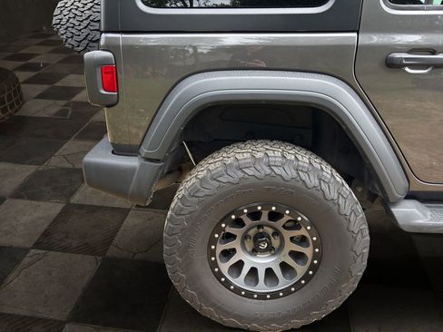 Used 2021 Jeep Wrangler Unlimited Sport AWD/4WD image 8