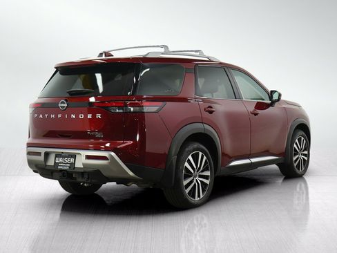 Used 2025 Nissan Pathfinder Platinum w/ Cargo Package AWD/4WD image 5