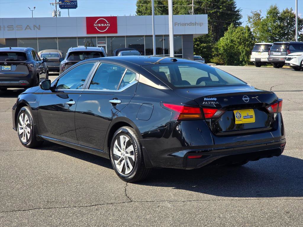 Used 2025 Nissan Altima 2.5 S FWD image 24