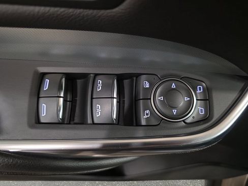 Used 2022 Cadillac XT4 Premium Luxury w/ Technology Package image 27