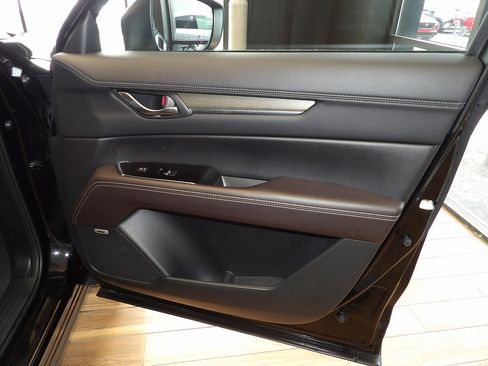 Certified 2025 MAZDA CX-5 Signature AWD/4WD image 12