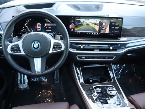 Used 2024 BMW X5 xDrive50e w/ Executive Package image 24