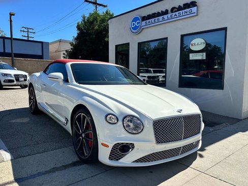 Used 2020 Bentley Continental GT image 2