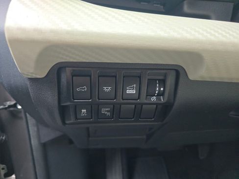 Used 2022 Subaru Ascent Premium w/ Convenience Package image 21